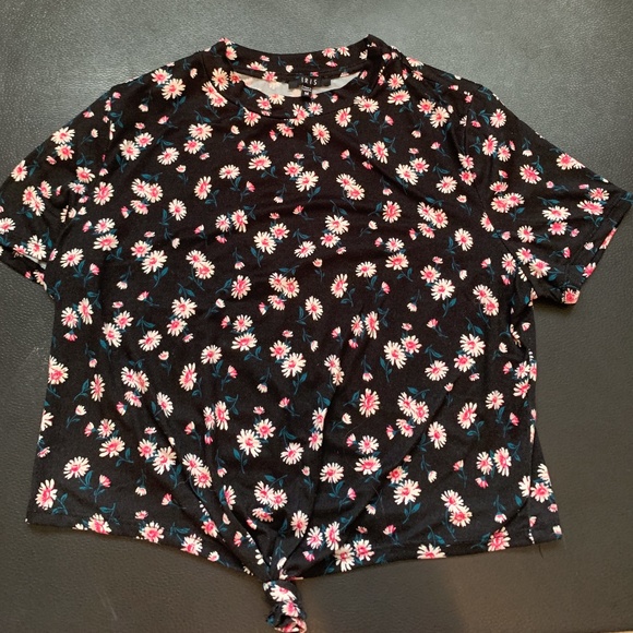 iris Tops - Iris Floral Tie-Front T-Shirt
